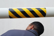 Φόρτωση εικόνας στο εργαλείο προβολής Συλλογής, Αυτοκόλλητο Αφρώδες Προστατευτικό με Εγκοπές, με Κίτρινες και Μαύρες Ανακλαστικές Λωρίδες PARK-FSWP5025BY