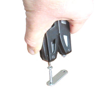 Φόρτωση εικόνας στο εργαλείο προβολής Συλλογής, Πολυεργαλείο Καθημερινής Χρήσης. Περιέχει πένσα, αιχμηρό μαχαίρι, πριόνι, κόφτη σύρματος, απογυμνωτή καλωδίων, ανοιχτήρι κονσερβών, ανοιχτήρι μπουκαλιών, γερμανικά κλειδιά, λίμα, χάρακα, μαγνητικό προσαρμογέα κατσαβιδιών με 2 κατσαβίδια διπλής όψης, εργαλείο θραύσης τζαμιών, κόφτη ζώνης αυτοκινήτου, σύστημα ασφάλισης εργαλείων και θήκη ζώνης.