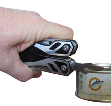 Φόρτωση εικόνας στο εργαλείο προβολής Συλλογής, Πολυεργαλείο για το Κάμπινγκ. Περιέχει πένσα με ελατήριο επαναφοράς στην ανοιχτή θέση, αιχμηρό μαχαίρι, οδοντωτό μαχαίρι, πριόνι, κόφτη σύρματος, απογυμνωτή καλωδίων, ανοιχτήρι κονσερβών, ανοιχτήρι μπουκαλιών, καλέμι, λίμα, χάρακα, προσαρμογέα κατσαβιδιών με 4 κατσαβίδια διπλής όψεως, σύστημα ασφάλισης εργαλείων και θήκη ζώνης.