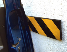 Φόρτωση εικόνας στο εργαλείο προβολής Συλλογής, Εφαρμογή αυτοκόλλητου αφρώδους προστατευτικού τοίχων γκαράζ με ανακλαστικές λωρίδες PARK-FWP5010BY